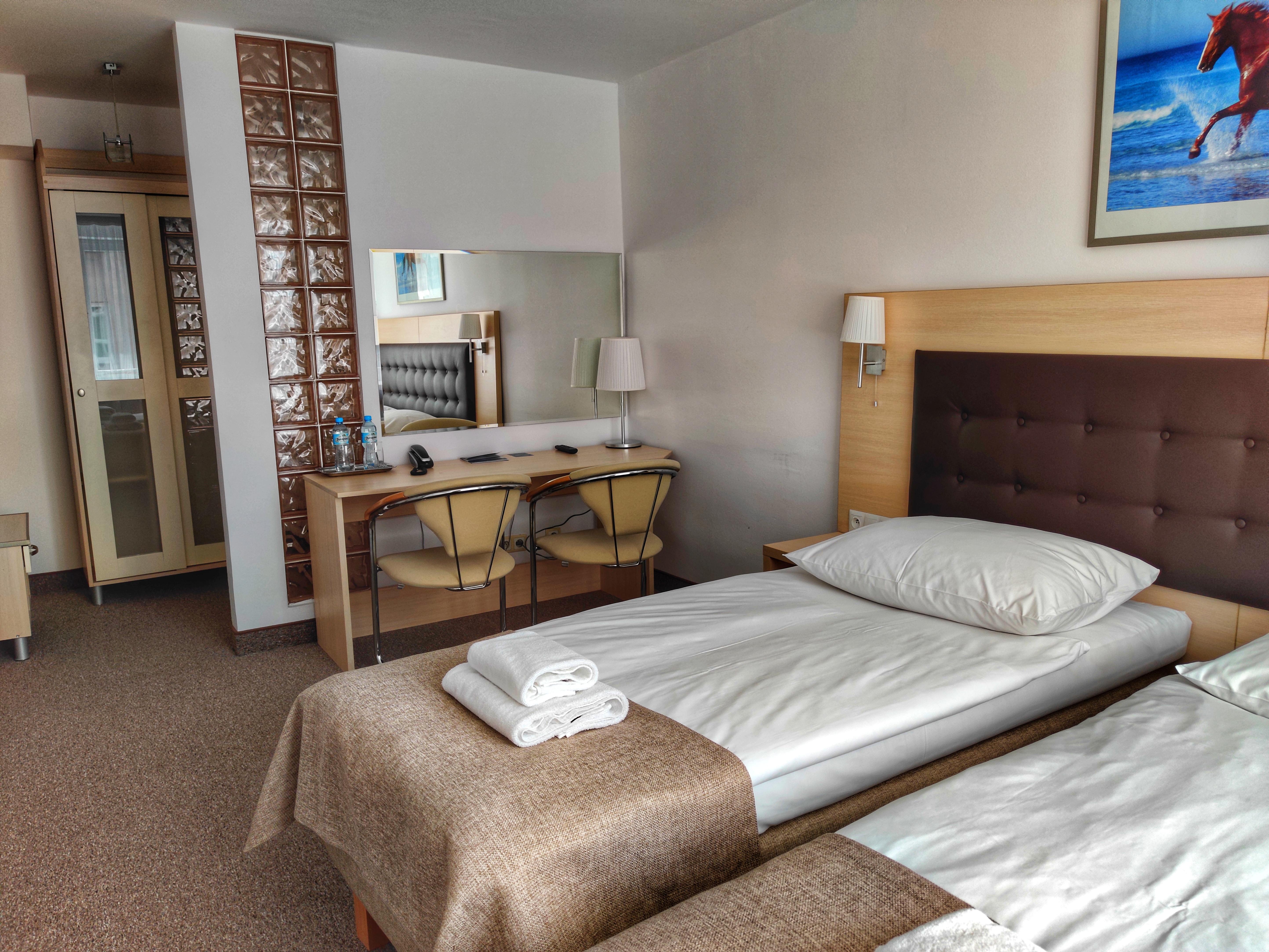 Hotel Logos *